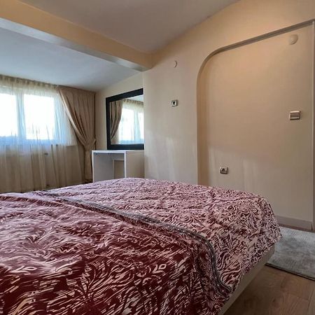 200 M2 Muhtesem Cati Kati, Roof Appartement Istanboel Buitenkant foto