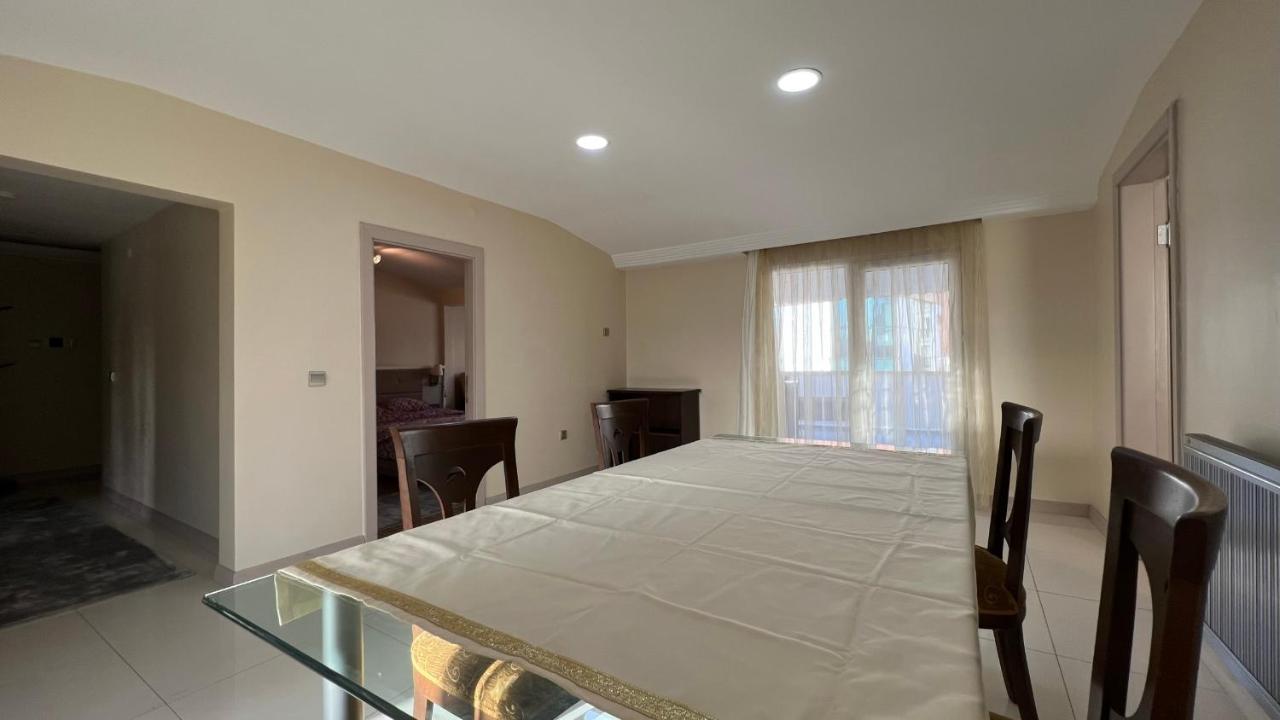 200 M2 Muhtesem Cati Kati, Roof Appartement Istanboel Buitenkant foto